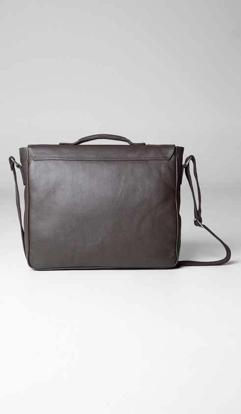 Bolsa Carteiro Aba Lisa Couro
