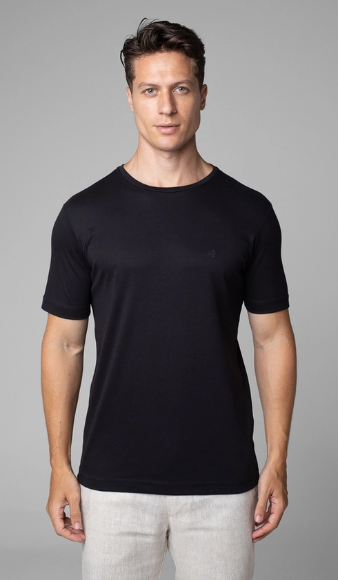 T-Shirt Manga Curta Gola Careca Lisa
