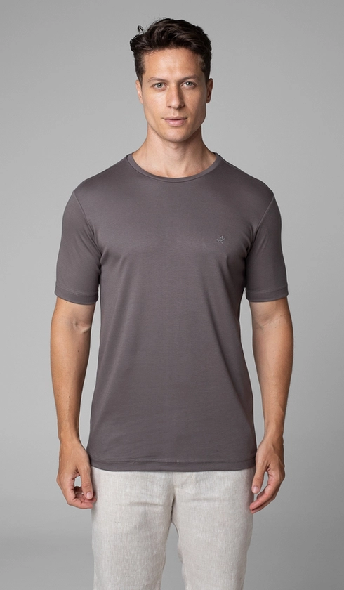 T-Shirt Manga Curta Gola Careca Lisa