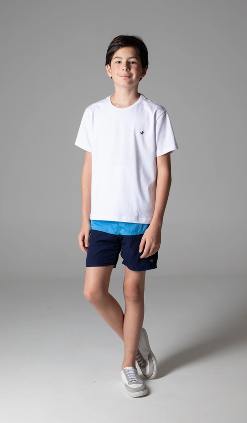 Shorts Liso Dupla Face com Recortes