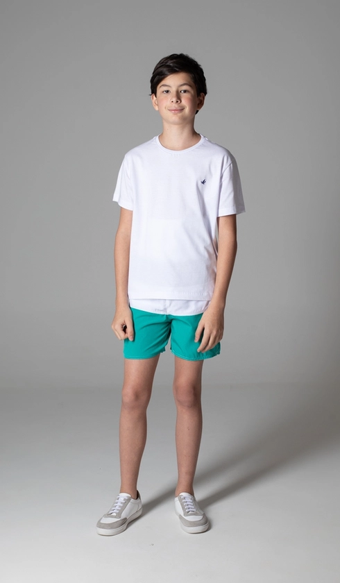 Shorts Liso Dupla Face com Recortes