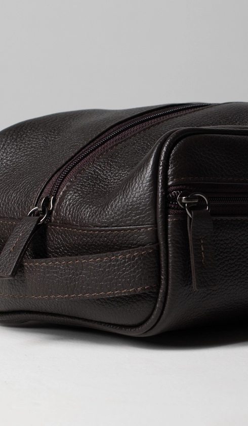 Necessaire Couro Zíper com Alça Lateral