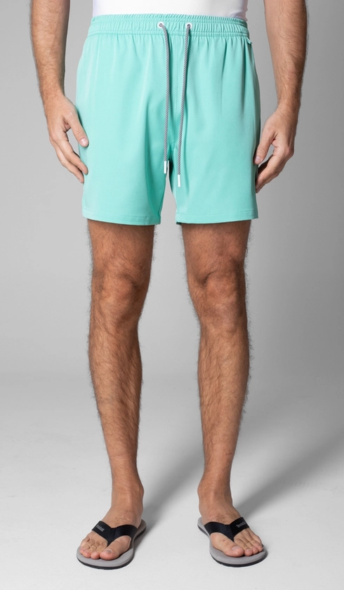 Shorts Curto Liso Beach