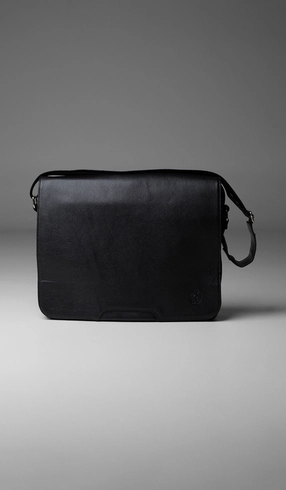 Bolsa Carteiro Aba Lisa Couro Floater
