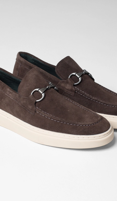 Sapato Mocassim com Gravata Metal
