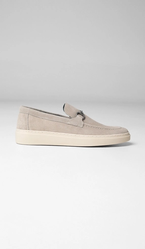 Sapato Mocassim com Gravata Metal