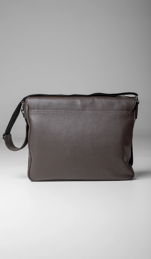 Bolsa Carteiro com Bolso Na Frente