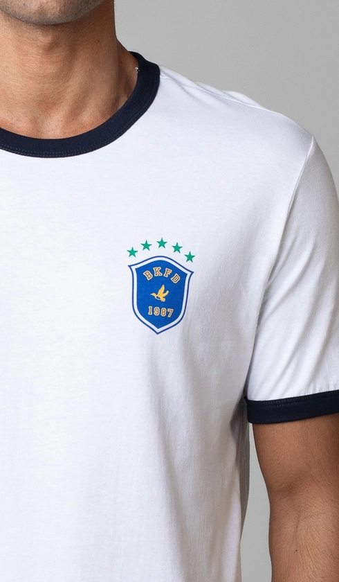 T-Shirt Manga Curta Vintage Copa Brasão
